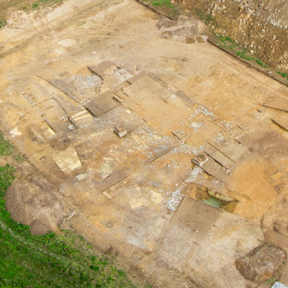 Site archéologique photographié par un drone